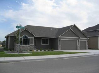 8712 W 9th, Kennewick, WA 99336