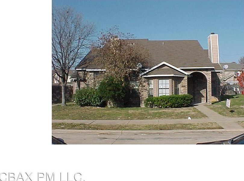 1st image of 829 Brockden Dr