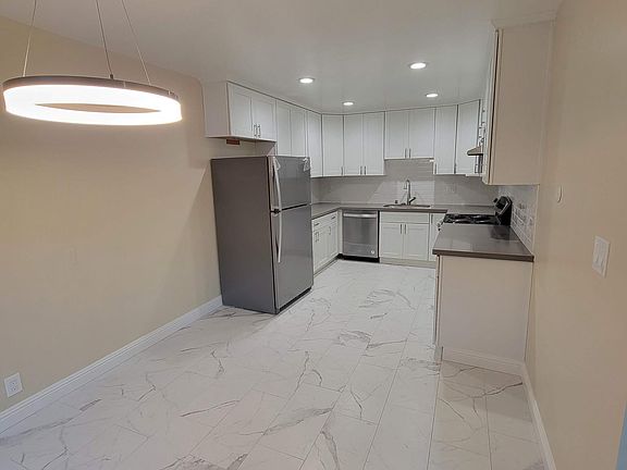 2nd image of 151 Wilton Dr APT 1