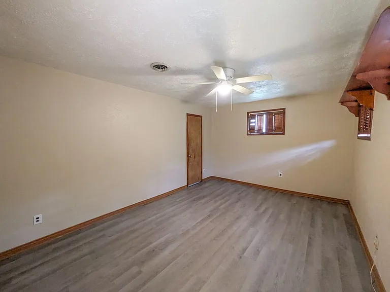 770 Peyton Dr — Photo 21
