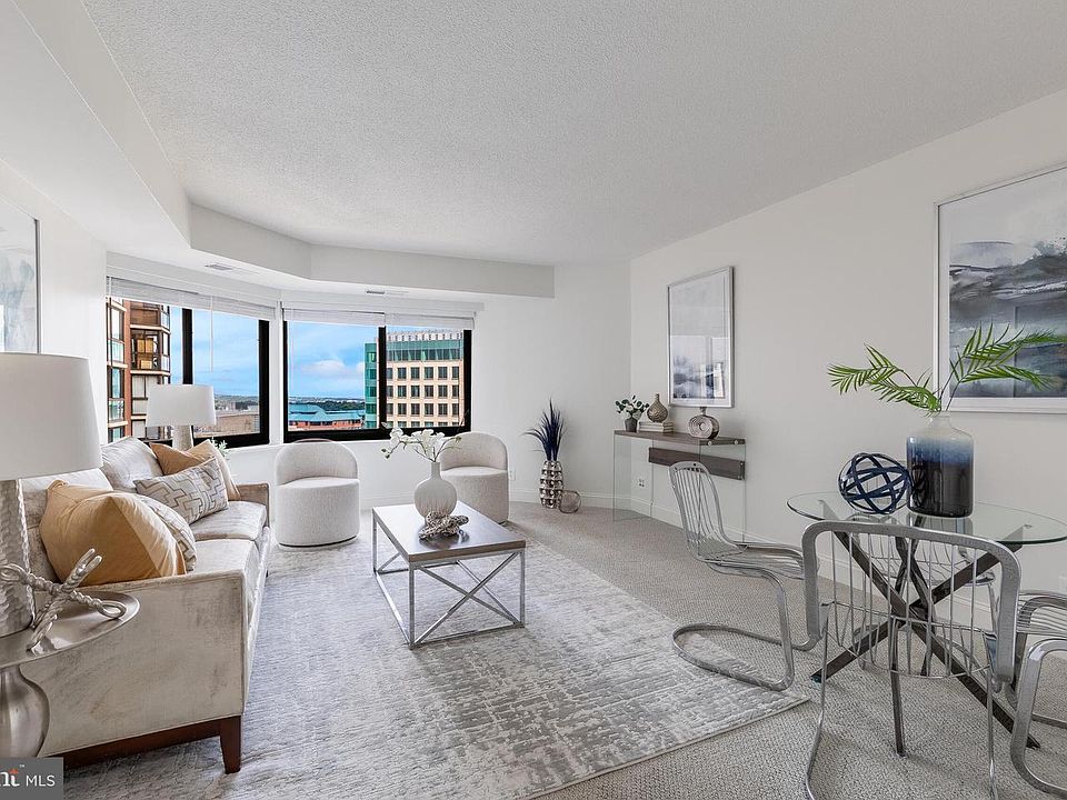 1st image of 900 Stafford St #1402