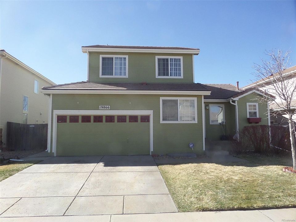 1st image of 19866 E 40th Pl