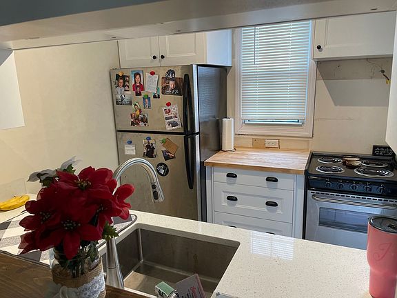5th image of 4 Chapman St Unit 4F