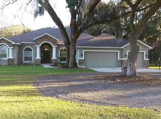 1409 Castleberry Farms Ln, Lithia, FL 33547