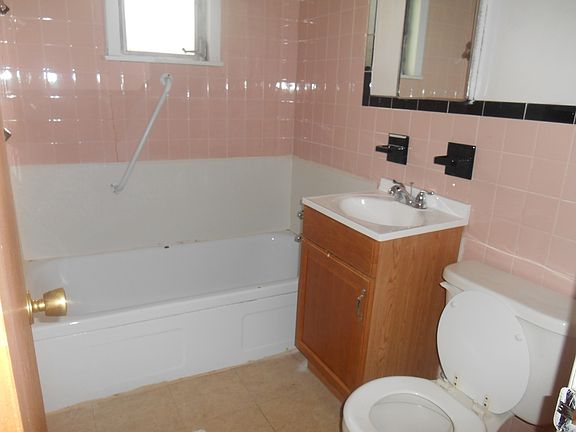 5th image of 14108 Edgewood Ave