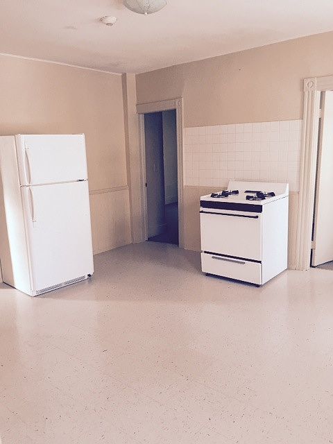 2nd image of 32 Dean St #2