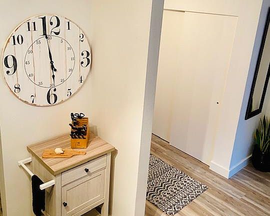 4th image of 700 E Denny Way Unit 409