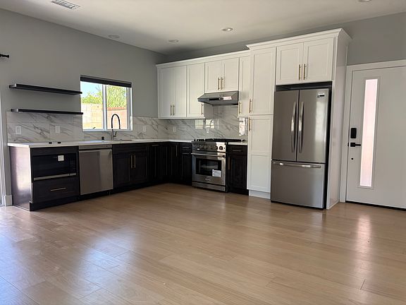 3rd image of 4404 Cogswell Rd #4406