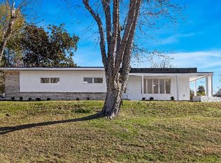 400 N Pawnee Dr, Springfield, TN 37172