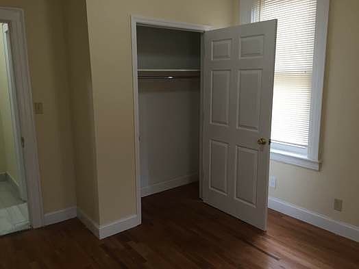 4th image of 2351 28th St #2R