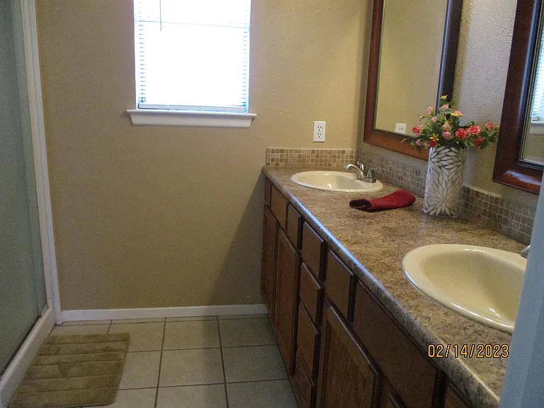 3700 Dauphine Ct — Photo 19
