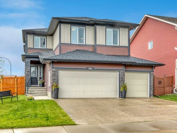 233 N Sandpiper Blvd, Chestermere, AB T1X 0V5