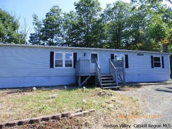 54 Church Rd, Saugerties, NY 12477