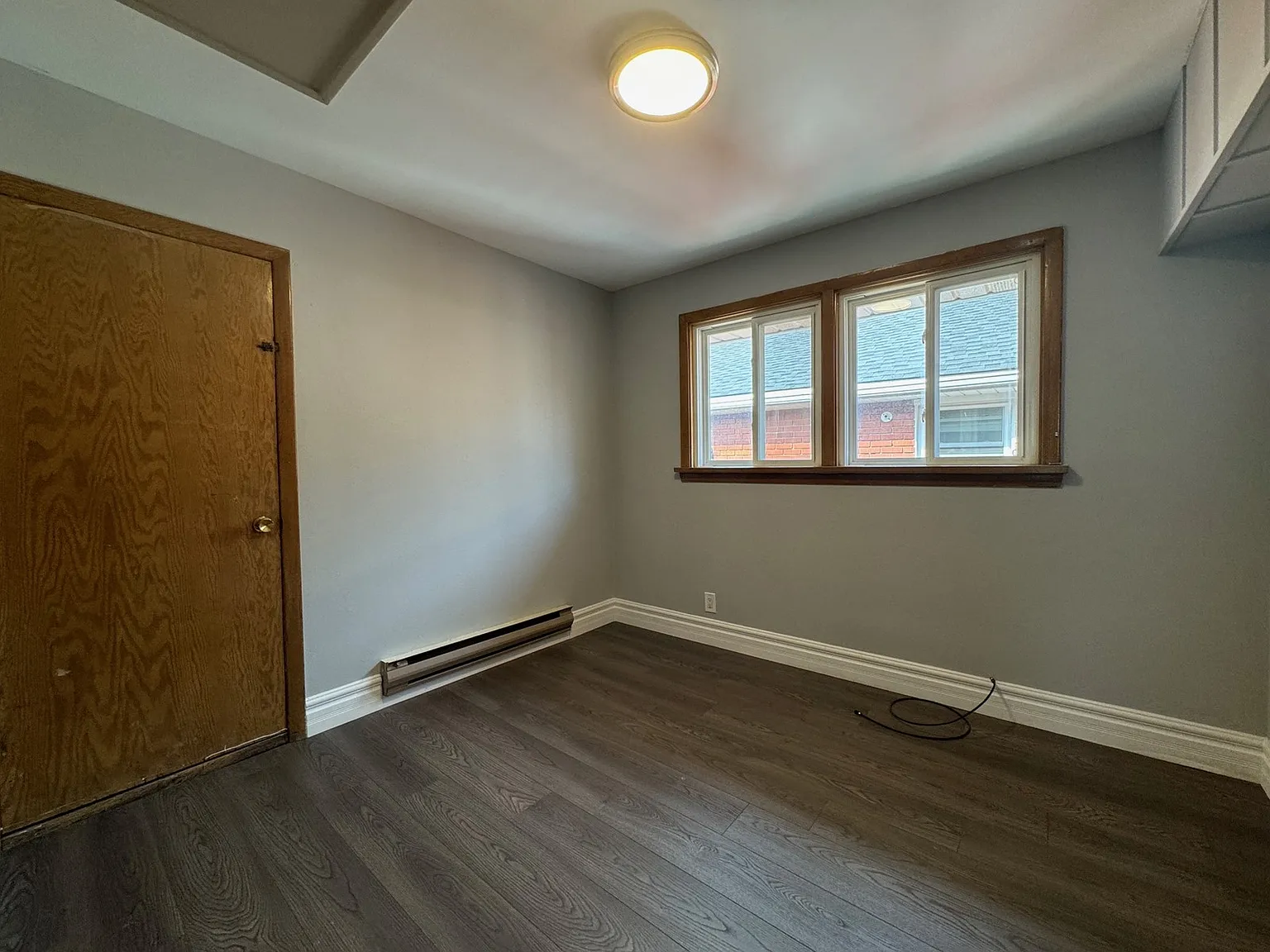 192 Allen Street East Waterloo — Photo 3