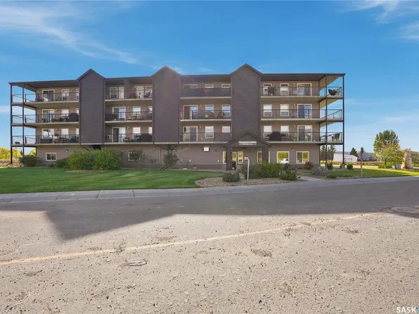 2426 Buhler Avenue #203, North Battleford, SK S9A 1R5
