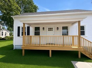 5252 Arbor Rd, Ontario, NY 14519