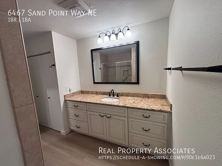 6467 Sand Point Way NE — Photo 15