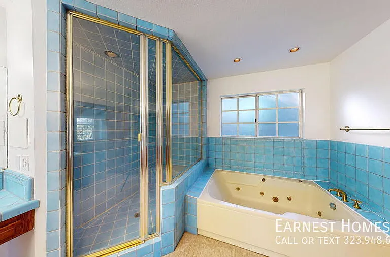 4339 Alhama Dr — Photo 17