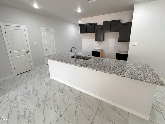 3rd image of 909 Larkhall Pl