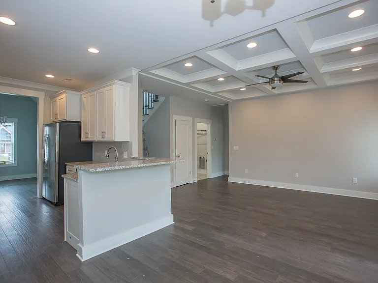 6190 Tuscany Pl — Photo 9
