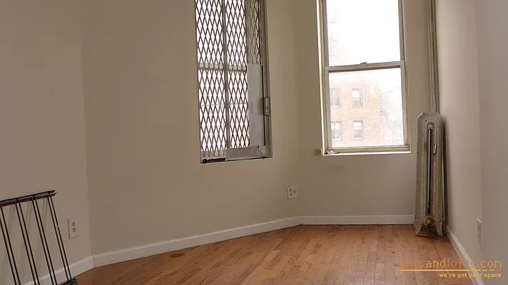 Rented by aptsandlofts.com | media 4