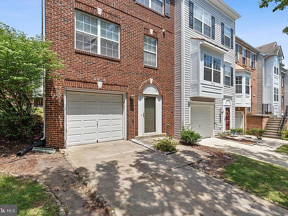 3rd image of 9924 Prince Royal Pl