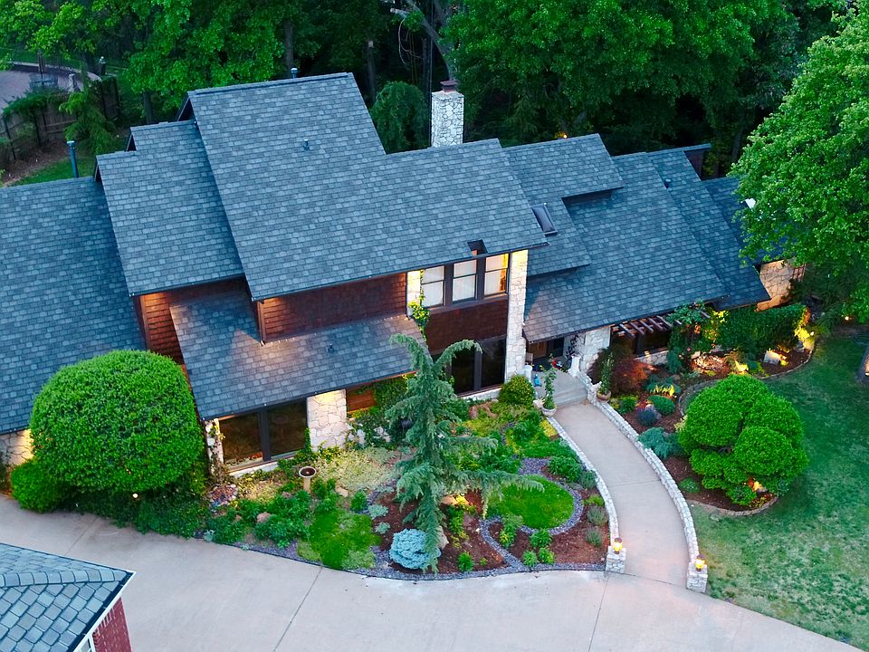2nd image of 1010 Irvine Ct