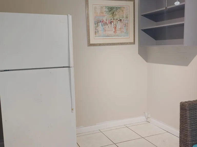 7114 Halifax Ct — Photo 1