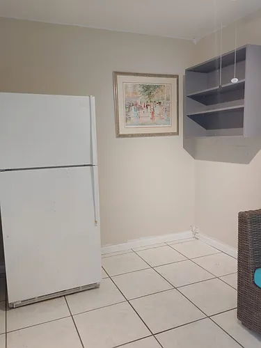 7114 Halifax Ct Photo 1