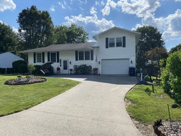 34 Rodaha Dr, Corning, NY 14830