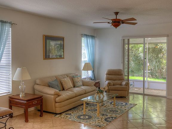5th image of 10625 Ashford Oaks Dr