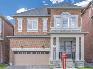 32 Red Giant St, Richmond Hill, ON L4C 4Y4