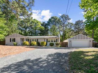 545 W Maine Ave, Southern Pines, NC 28387