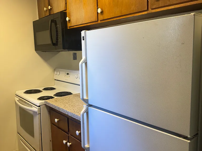 2295 Latham St #3 — Photo 3