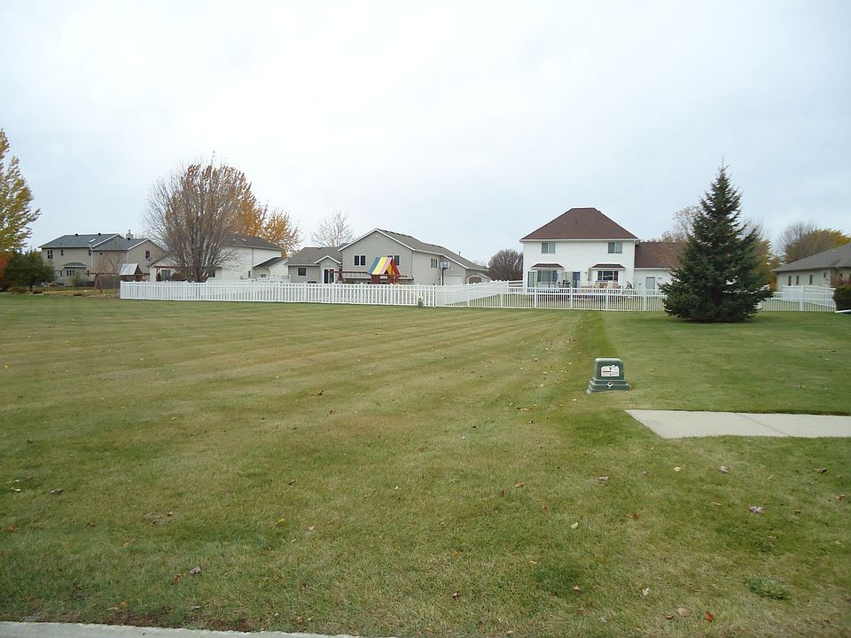 1st image of 4482 Riverwood Dr N