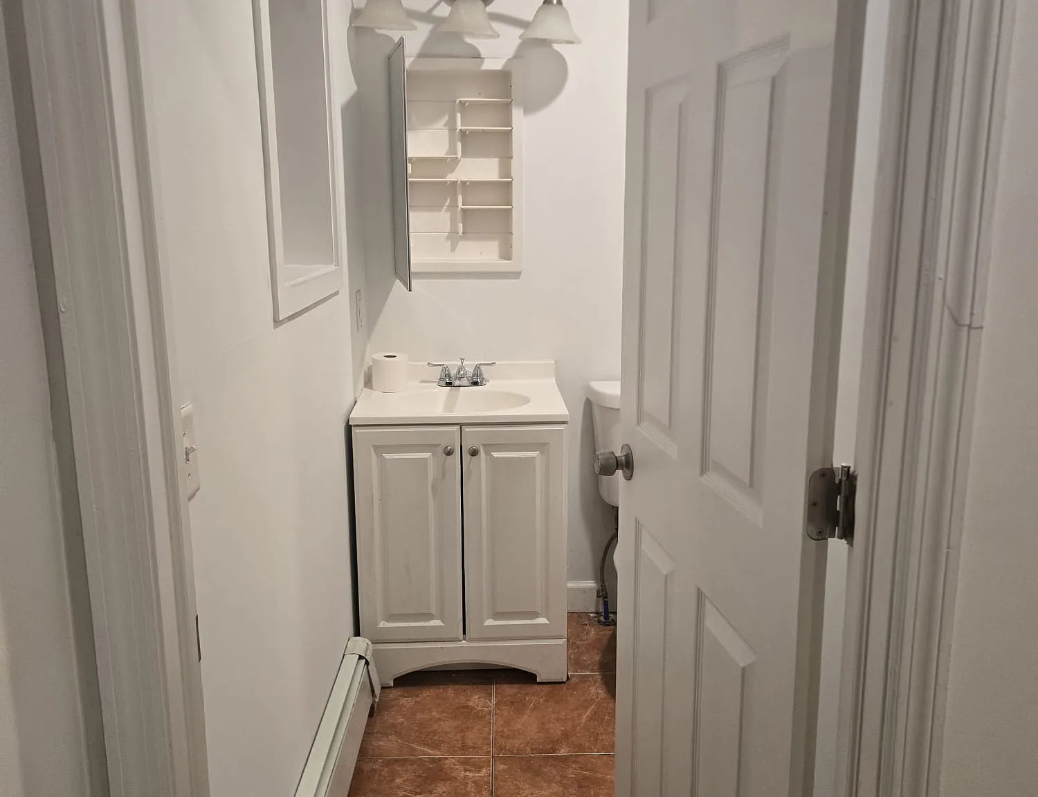 3 bed, $1,700 — Photo 4