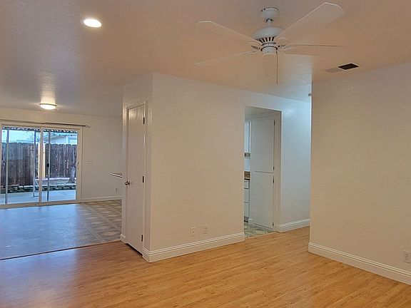 3rd image of 4253 White River Ct