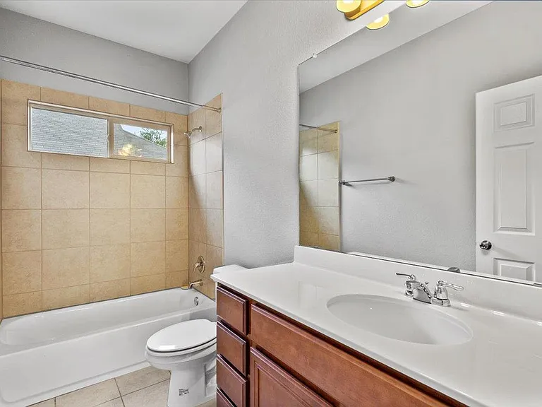 9413 Tanager Way — Photo 32