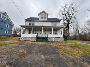 9 South St #B, Cromwell, CT 06416