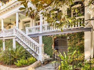 314 E Huntingdon St, Savannah, GA 31401