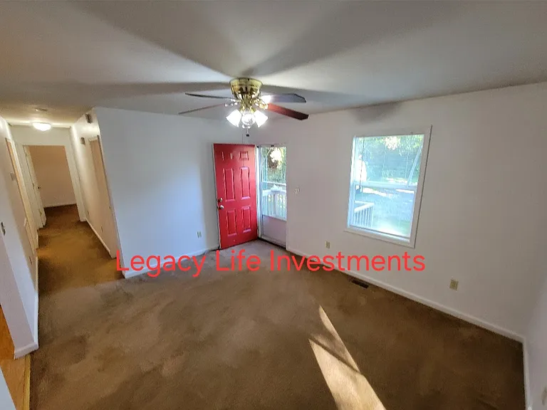 953 Irvington Rd — Photo 10