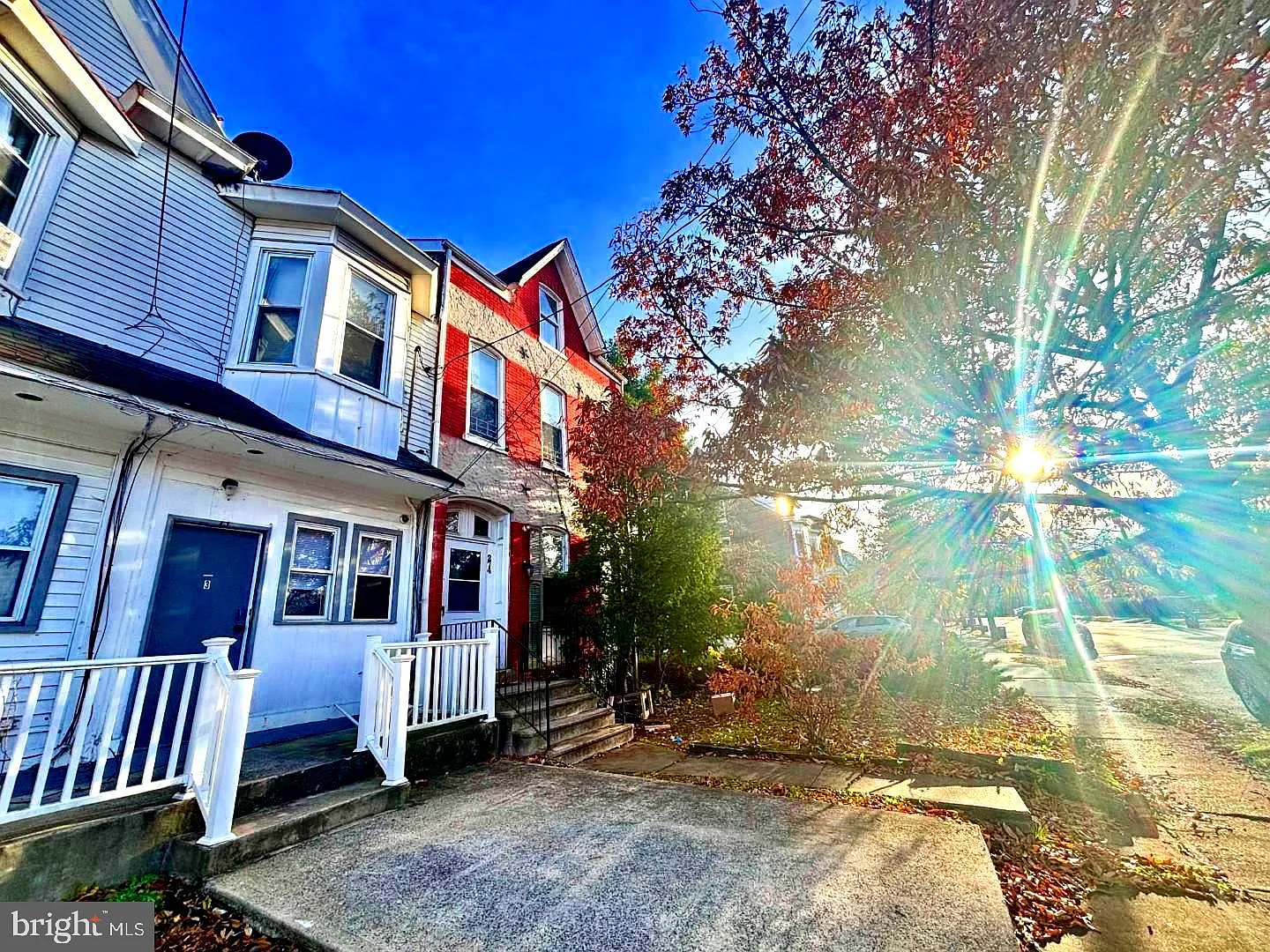 274 Hillcrest Ave photo 1
