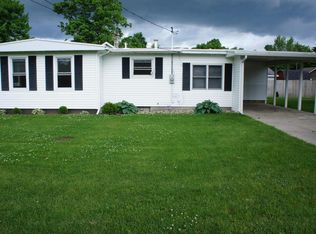 325 S Main St, Lawton, MI 49065