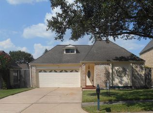 11826 Oak Meadow Dr, Meadows Place, TX 77477