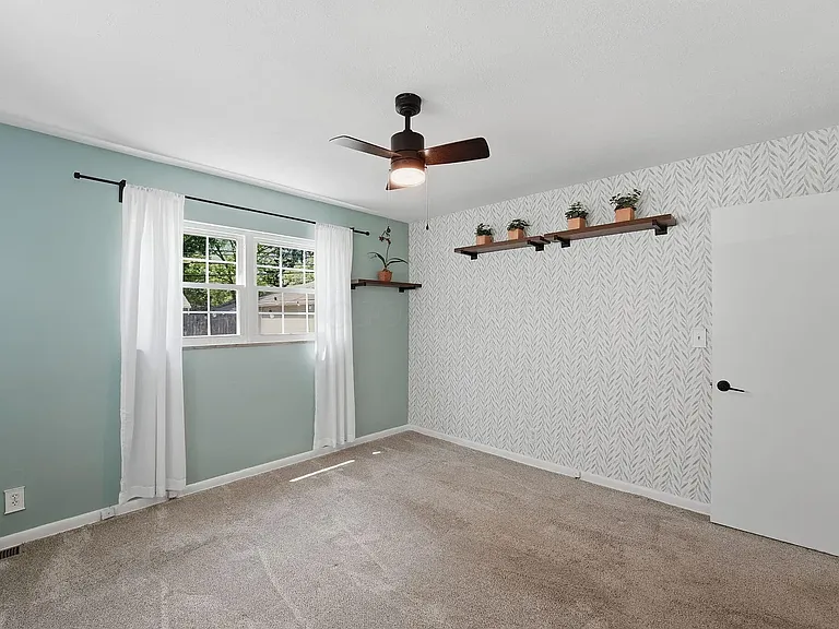 2257 Fishinger Rd — Photo 11