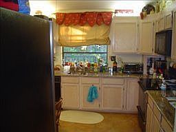 4th image of 17600 Heron Ln