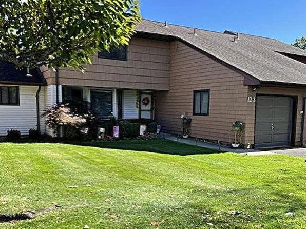 123 Scarlett Drive, Commack, NY 11725