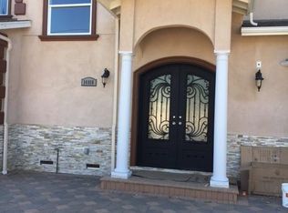 14816 Wyandotte St, Van Nuys, CA 91405