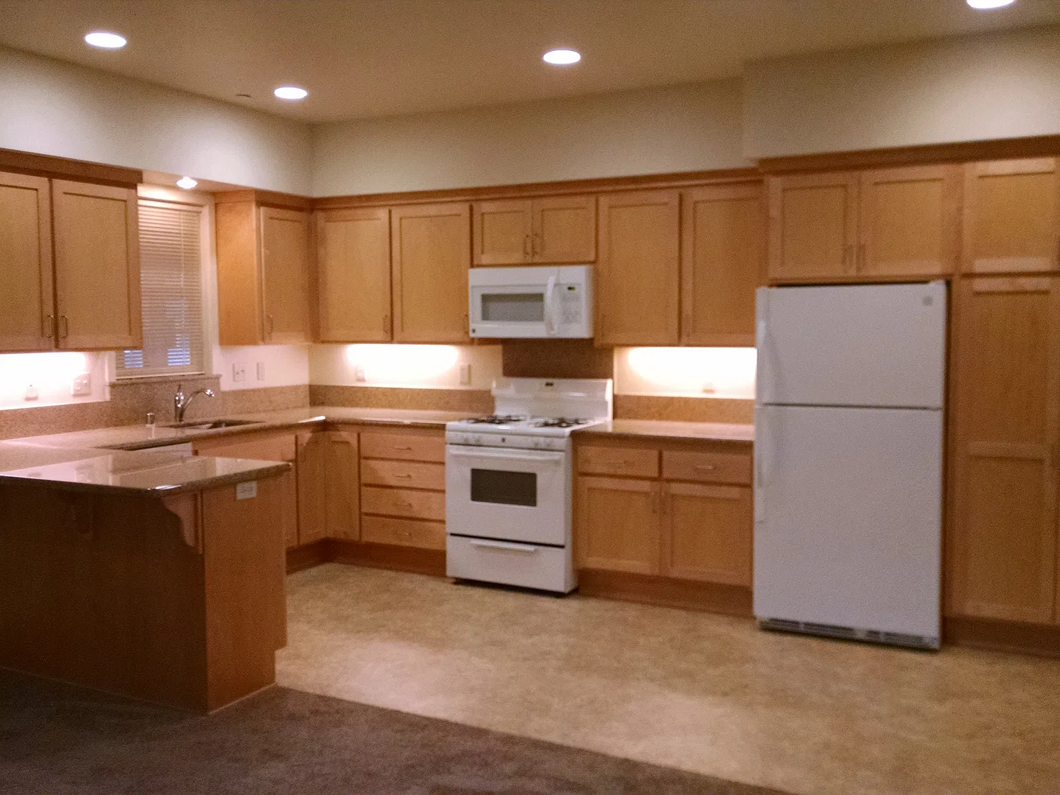 2 bed, 1066 sqft, $2,500 — Photo 4