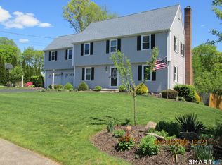 12 Briarwood Lane, Wallingford, CT 06492